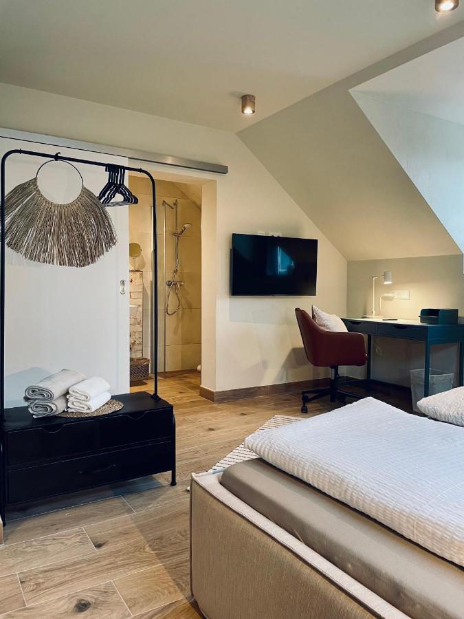 Hotel-Bistro-Europa Merchweiler Buitenkant foto