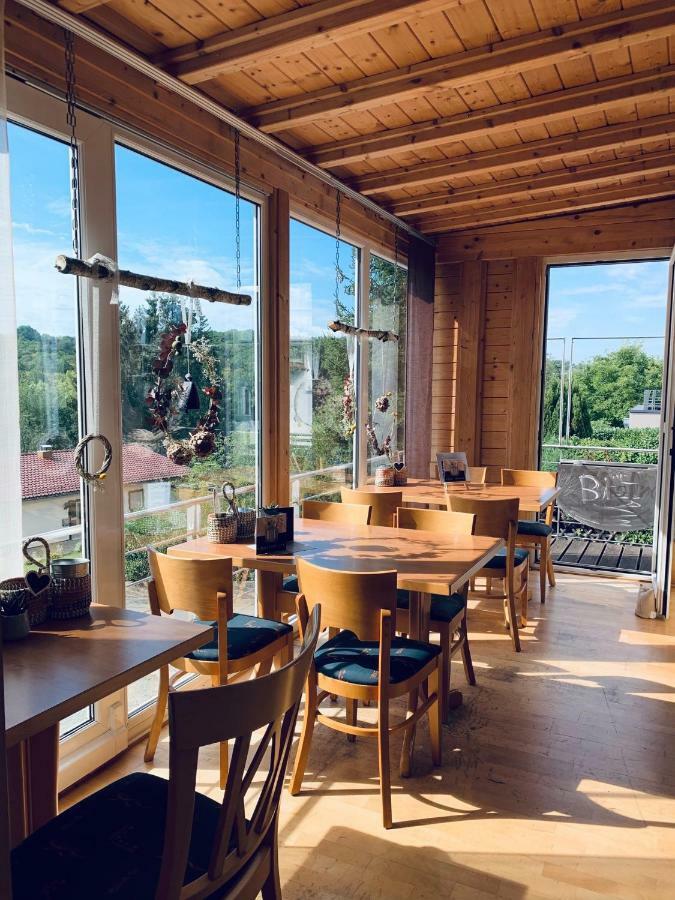 Hotel-Bistro-Europa Merchweiler Buitenkant foto