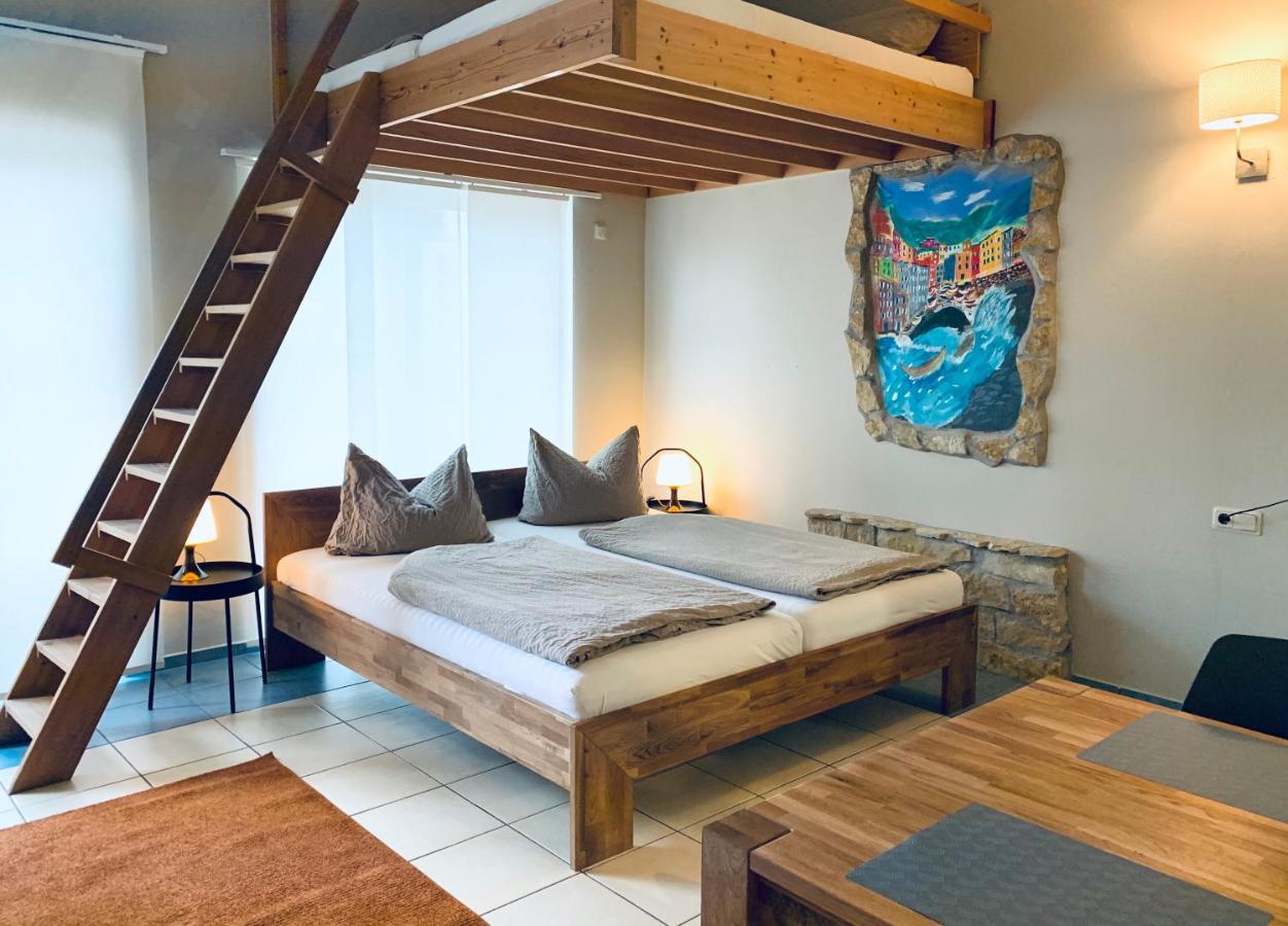Hotel-Bistro-Europa Merchweiler Buitenkant foto